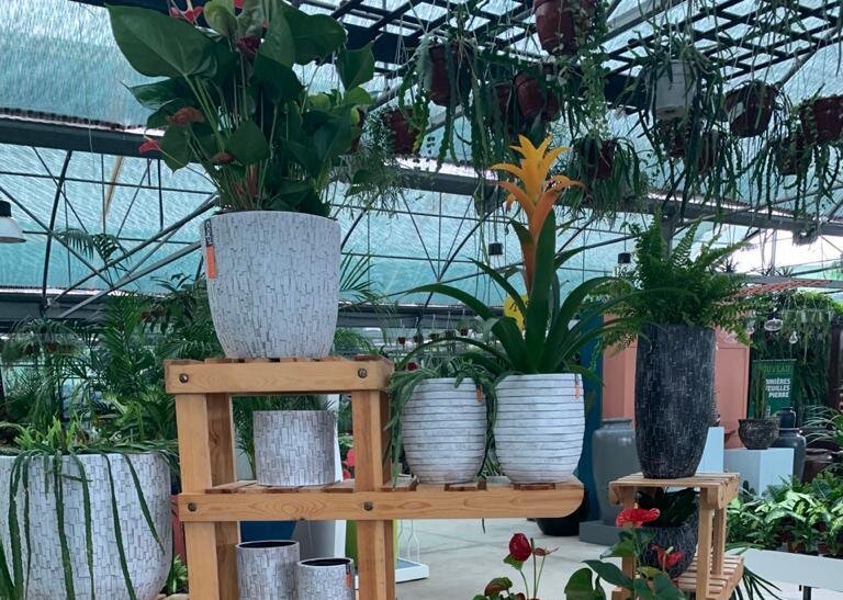 POTS, BACS & JARDINIERES